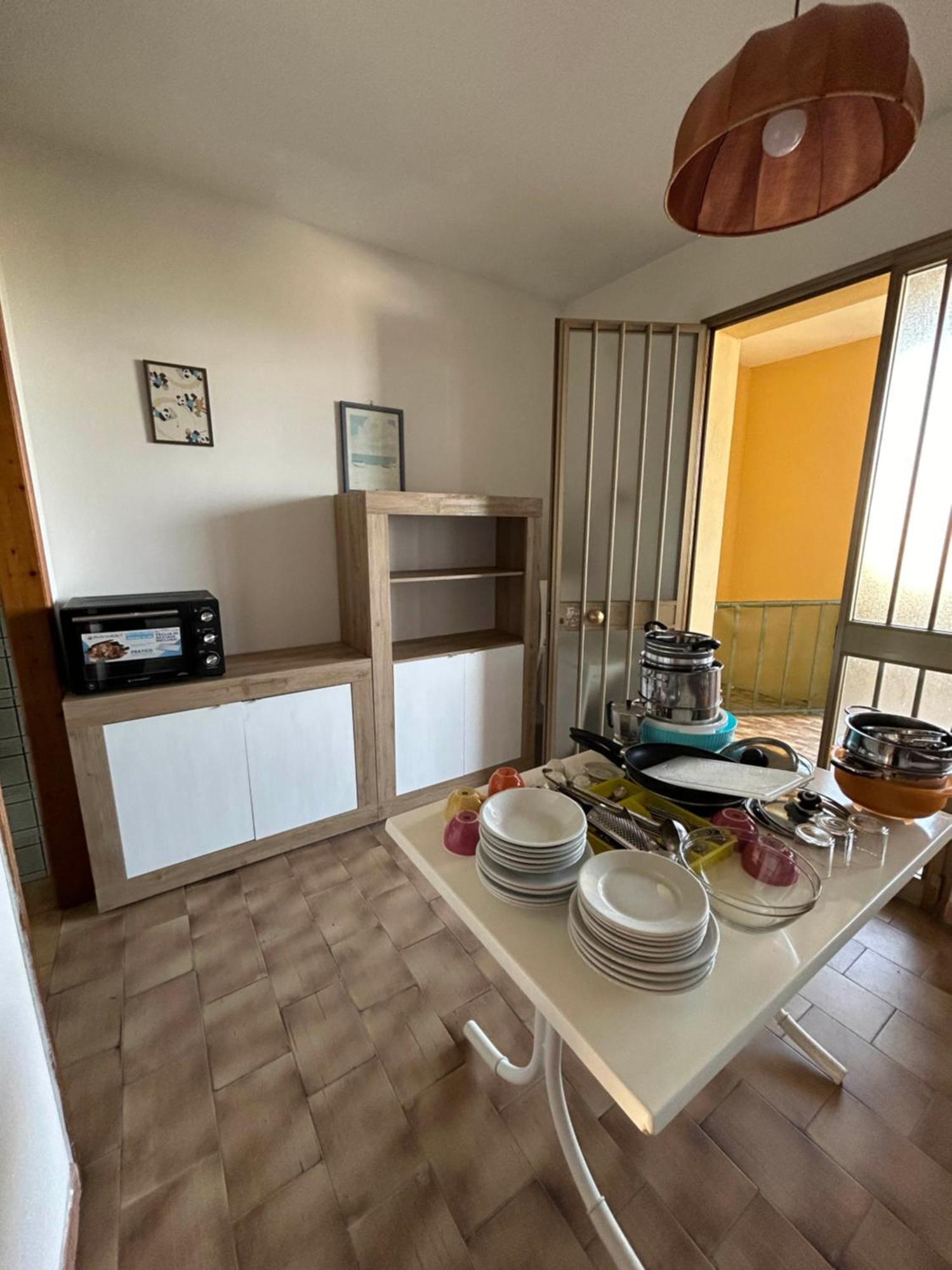 Complesso Mosaico Con Piscina Aperta Giugno Luglio Agosto Appartamenti Sono Arredati Vedi Foto Per Il Check In Agenzia Viale Francesco Petrarca 391 Lido Adriano Ra 외부 사진